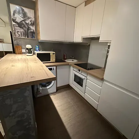 La Perle Apartment *